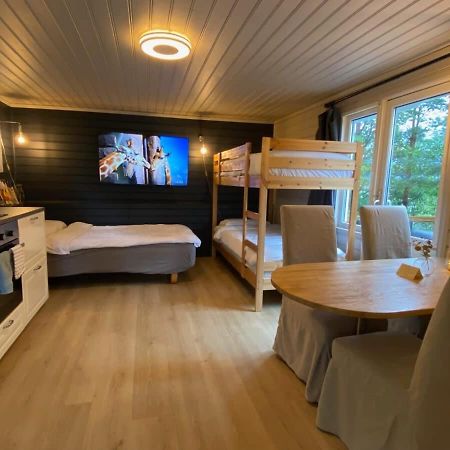 Kveldsro Cabin In Nice Surroundings Kristiansand Exterior photo